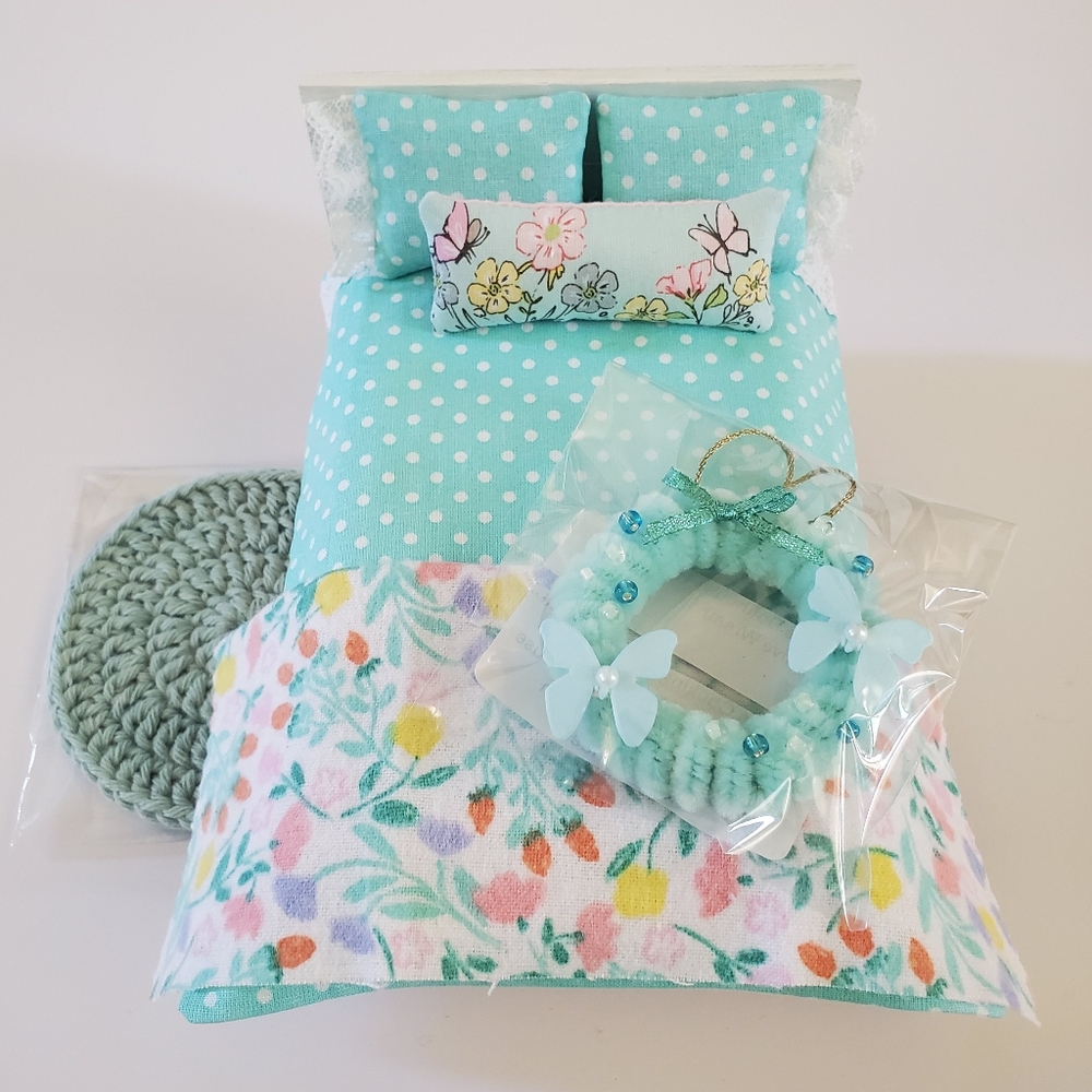 Miniature Dollhouse 1:12 Scale AQUA Polkadot Bedding Set